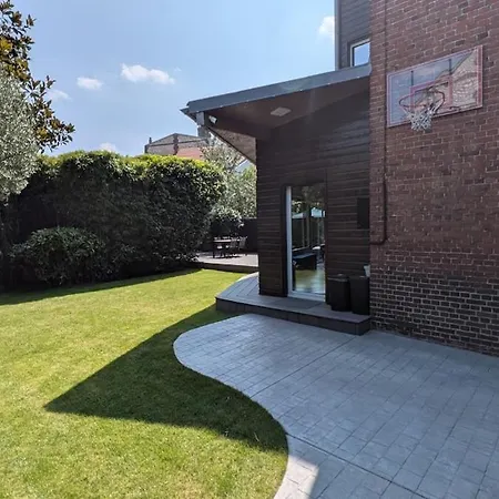 Maison Au Jardin Des Plantes *