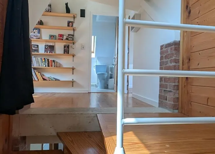 Semesterbostad Maison Au Jardin Des Plantes